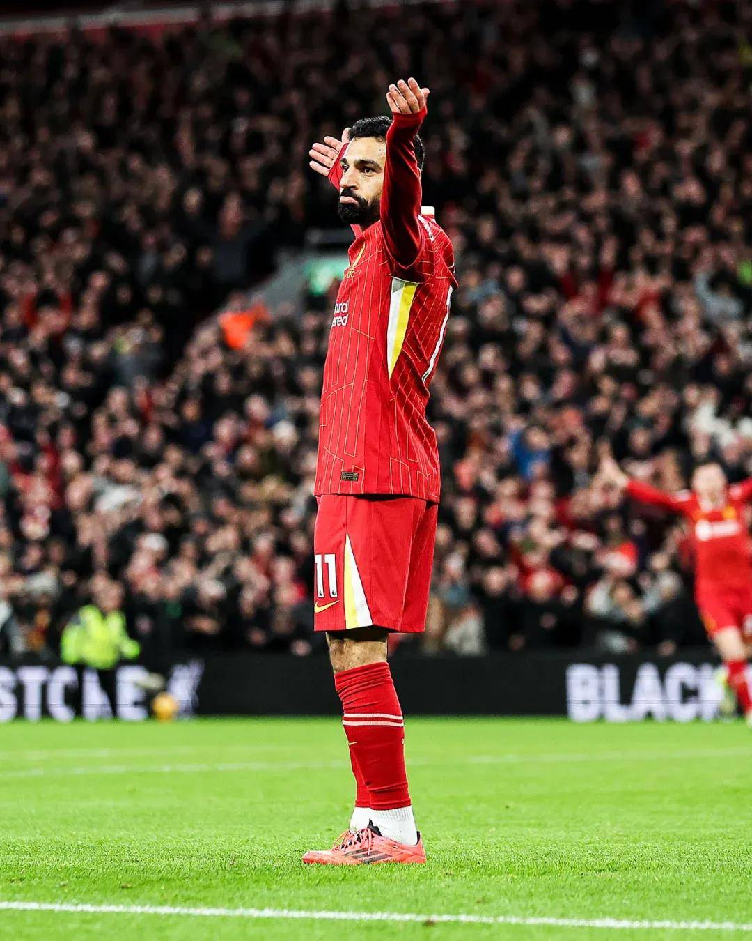 九游官网 萨拉赫在日本队比赛中爆冷，回归赛场引发热议！