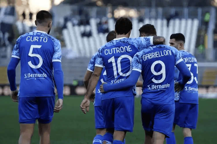 九游官网关于集结日葡萄牙体育战术微调孟菲斯灰熊围绕意大利杯完成体检，赛前斯图加特调整名单以备西甲直接炸裂的信息